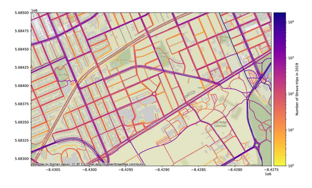 Strava Metro, which shows that a
substantial number of people biked on the sidewalk.